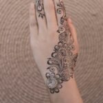 henna design in mussafah